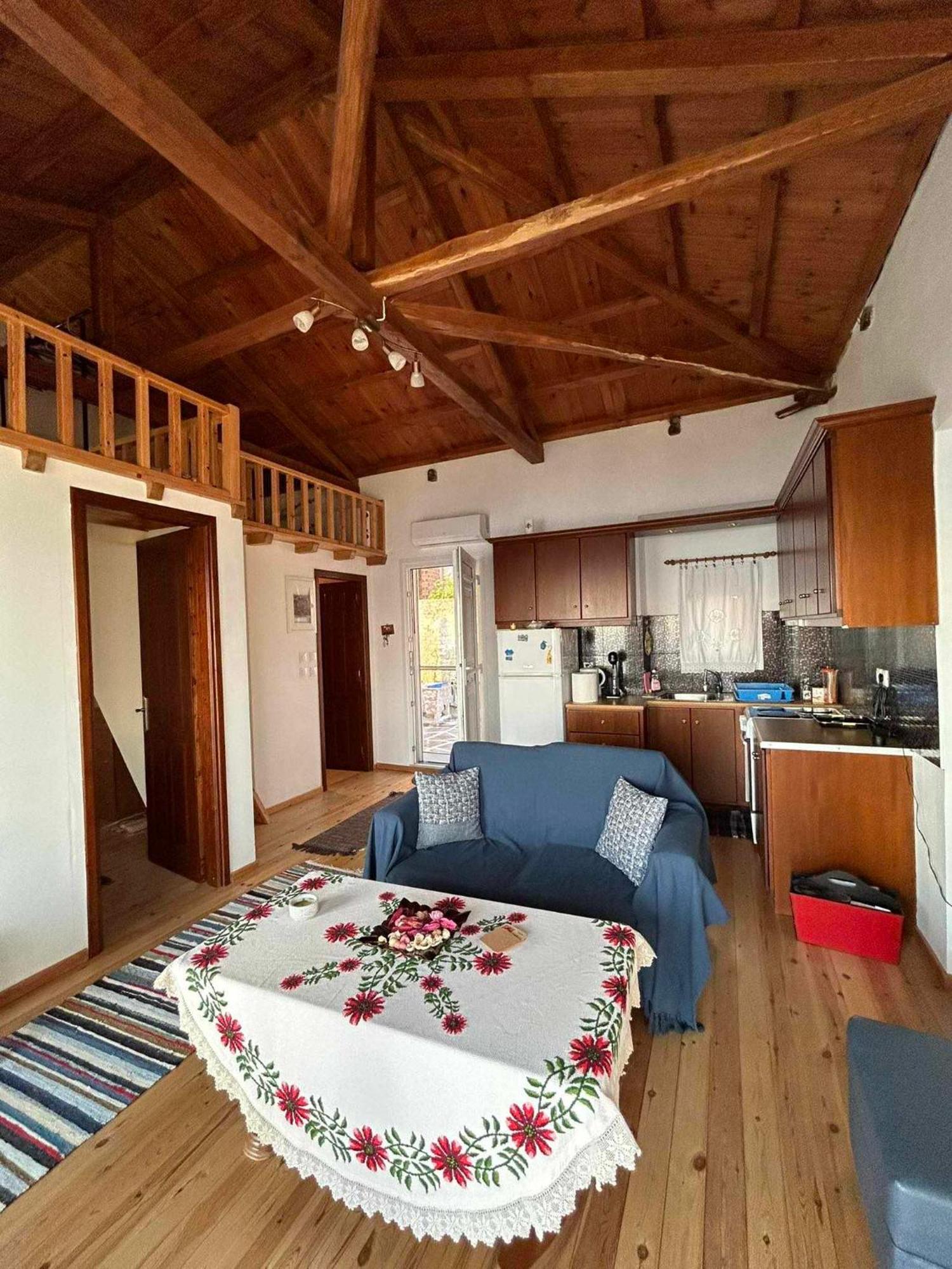 Avgoustina'S Home Glossa Zewnętrze zdjęcie